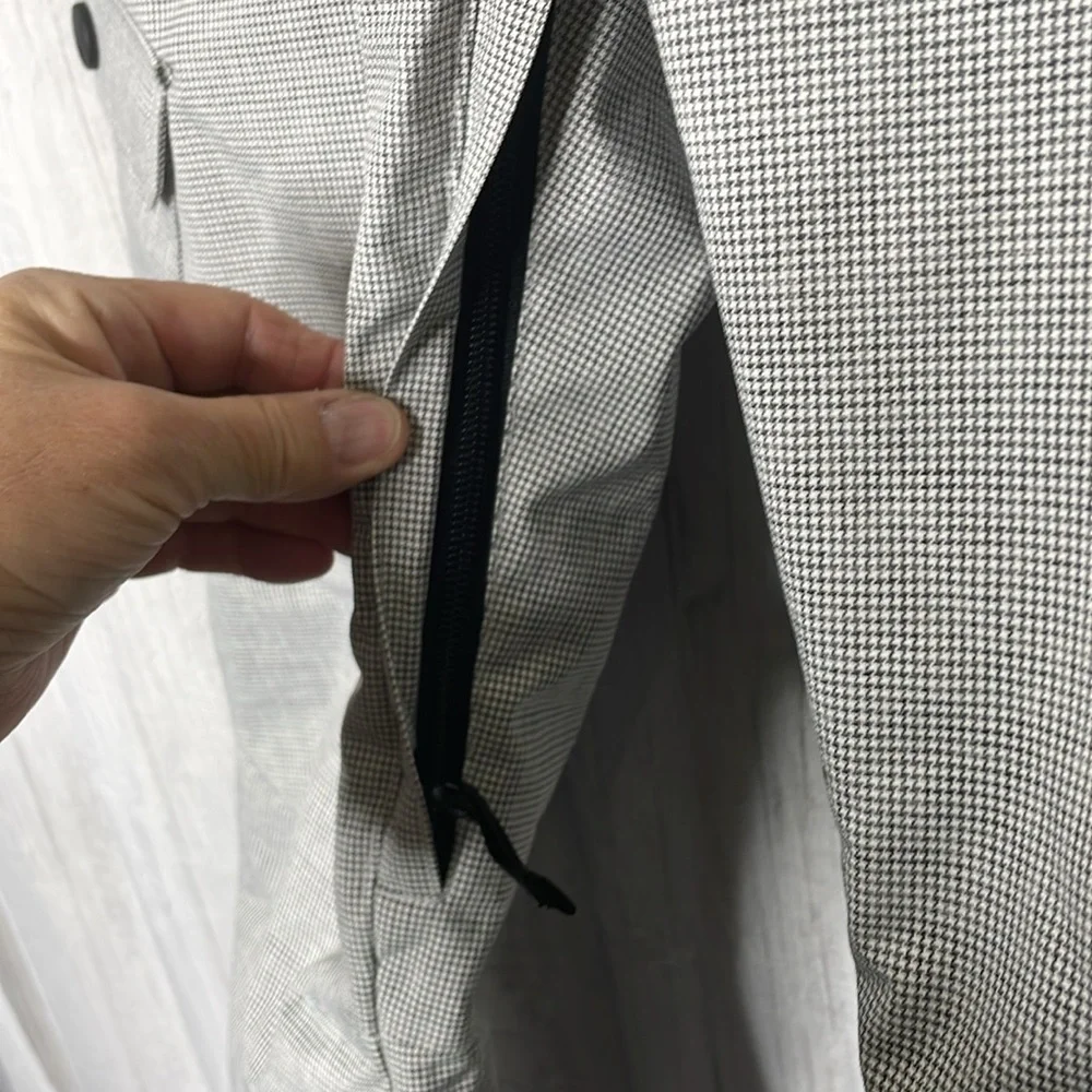 Burton cargo elite pant.